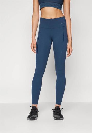 Nike Dri-Fit Universa sport legging S beschikbaar voor biedingen