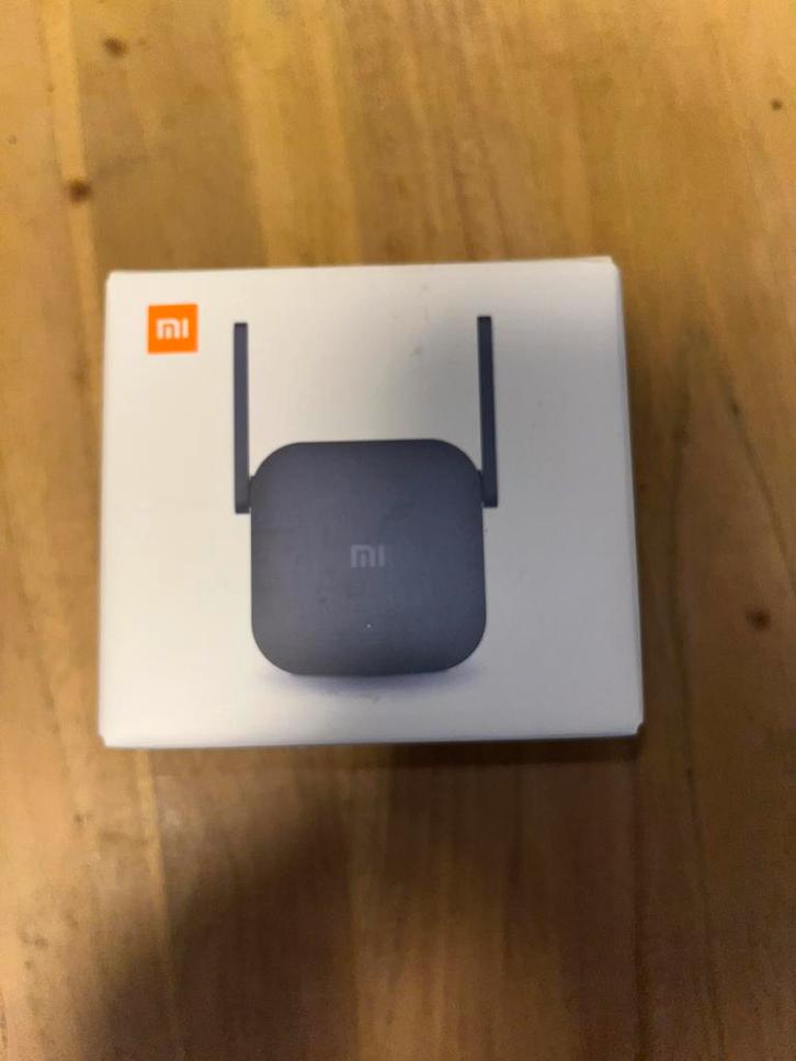 Mi wi-fi range extenser pro, Computers en Software, WiFi-versterkers, Zo goed als nieuw, Ophalen