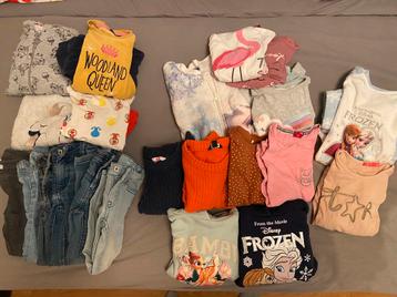 Meisjes kleding pakket 98-122 beschikbaar voor biedingen