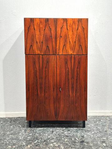 Vintage Palissander Wandkast Retro Midcentury beschikbaar voor biedingen