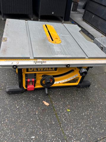DeWALT DWE7492 Zaagtafel - 2000W - 250 x 30mm beschikbaar voor biedingen