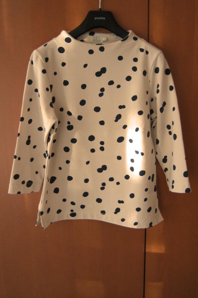 Exclusief ecru polkadot shirt SEY STUDIO 36-38 snazzeys, Kleding | Dames, T-shirts, Zo goed als nieuw, Maat 36 (S), Wit, Lange mouw