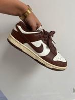 Nike dunk low 38,5, Ophalen of Verzenden, Nieuw, Bruin, Sneakers of Gympen