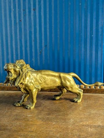 Bronzen Leeuw Sculptuur Antiek  beschikbaar voor biedingen