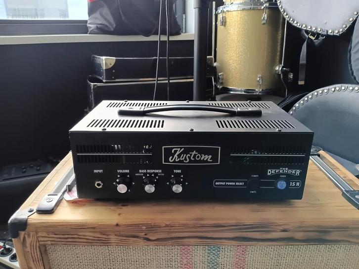 Kustom The Defender 15H Buizen Versterker, Muziek en Instrumenten, Versterkers | Bas en Gitaar, Gebruikt, Gitaar, Minder dan 50 watt