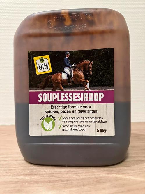 Vitalstyle Souplesse siroop 2,5 liter t.v.v. €125, Dieren en Toebehoren, Paarden en Pony's | Verzorgingsproducten, Zo goed als nieuw