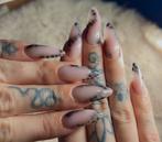 Nagel ede, Ophalen, Nieuw, Gehele gezicht