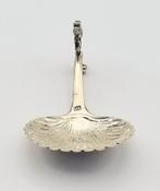 22. Zilveren roomlepel, Douwe Snip Leeuwarden, 18e eeuw, Ophalen of Verzenden