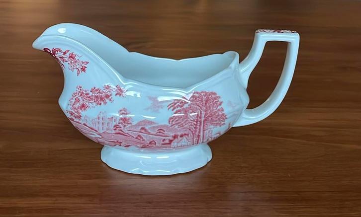 J&G Meakin Romantic England schenkkan, Huis en Inrichting, Keuken | Servies, Zo goed als nieuw, Bord(en), Wedgwood, Aardewerk