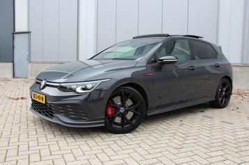 Volkswagen Golf 8 GTI Clubsport 300PK  LEDER/PANO/H-UP/ VOL! beschikbaar voor biedingen