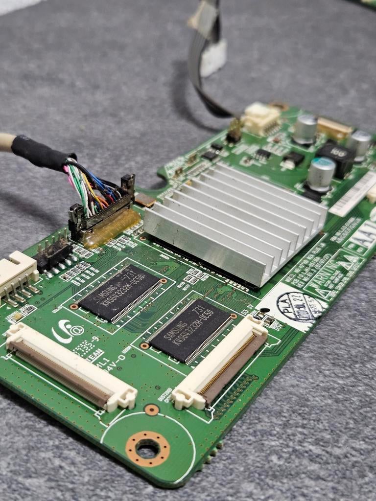 Logic Board uit een Samsung Plasma tv, Computers en Software, Moederborden, Ophalen, Zo goed als nieuw, Overige typen