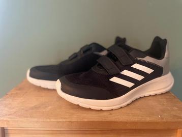 Adidas sneakers maat 38⅓ – bijna nieuw! beschikbaar voor biedingen