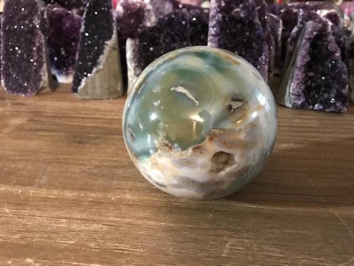 Oceaan jaspis bol (28), diameter 10, 1.95 kg., Verzamelen, Mineralen en Fossielen, Mineraal, Ophalen of Verzenden
