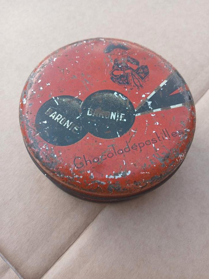 Vintage Daronie Chocoladepastilles Blikken Doos, Antiek en Kunst, Curiosa en Brocante, Ophalen of Verzenden