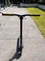 Triad oath stuntstep, Fietsen en Brommers, Steps, Ophalen of Verzenden, Zo goed als nieuw, Gewone step