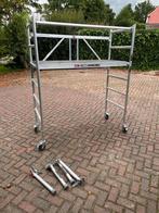 Te huur Altrex RS Tower 34 kamersteiger, Doe-het-zelf en Verbouw, Steigers, Ophalen, Zo goed als nieuw, Rolsteiger of Kamersteiger