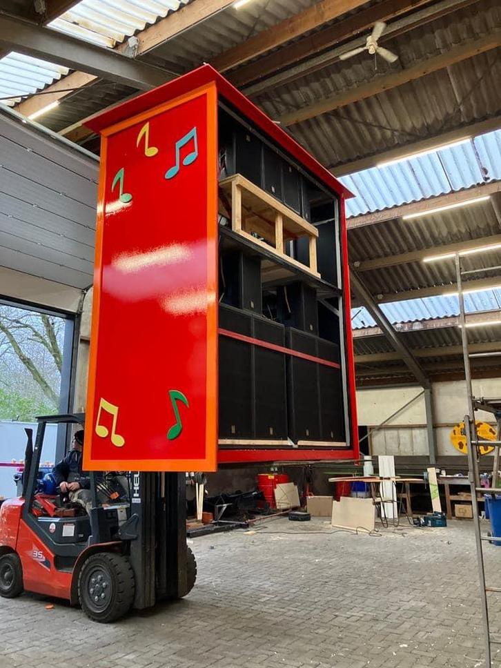 Verhuur geluid systemen carnaval 2026! Sound Projects en JBL, Muziek en Instrumenten, Versterkers | Bas en Gitaar, Nieuw, 100 watt of meer