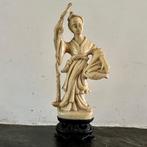 Beeldje Vissersvrouw, Antiek en Kunst, Ophalen of Verzenden