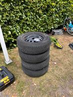 Kia Ceed Hyundai i30 15 inch velgen met winterbanden 195/65, Ophalen, Gebruikt