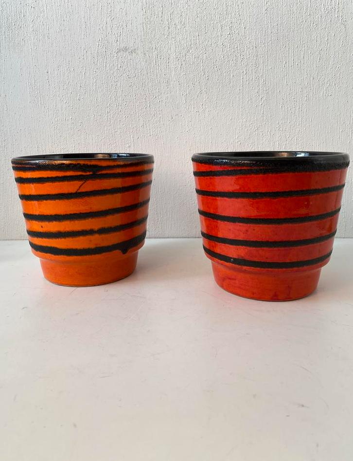 Keramiek West Germany bloempotten (2) jaren 70, Tuin en Terras, Bloempotten, Gebruikt, Aardewerk, Binnen, Minder dan 40 cm, Minder dan 25 cm