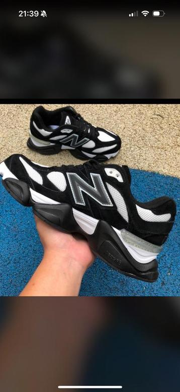 Partij New Balance sneakers beschikbaar voor biedingen
