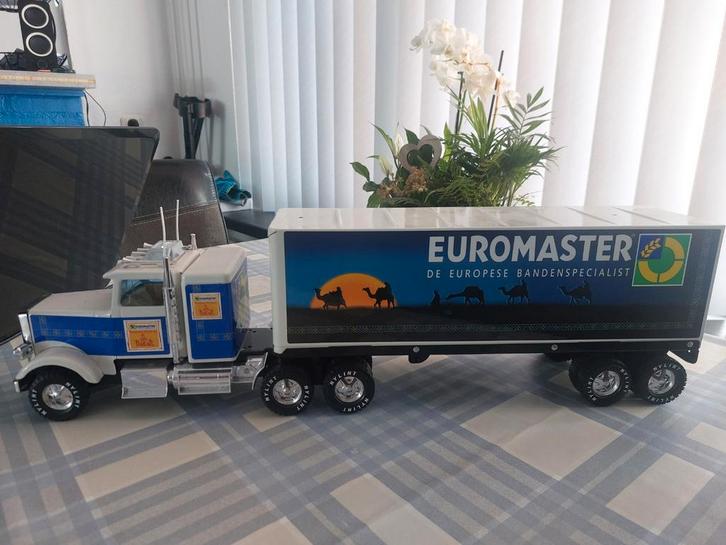 Vintage Euromaster Truck Model, Hobby en Vrije tijd, Modelbouw | Auto's en Voertuigen, Gebruikt, Truck, Groter dan 1:32, Overige merken
