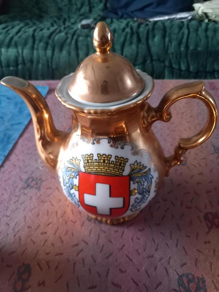 Antiek Zwitsers Theeservies, Antiek en Kunst, Antiek | Servies compleet, Ophalen of Verzenden