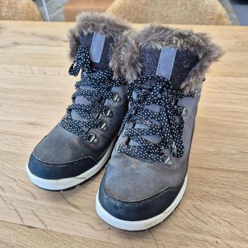 Quechua Bergschoenen Maat 37 beschikbaar voor biedingen