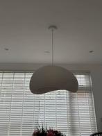 Witte lamp, 60 cm breed, Huis en Inrichting, Lampen | Hanglampen, Ophalen, Kunststof, 50 tot 75 cm, Zo goed als nieuw