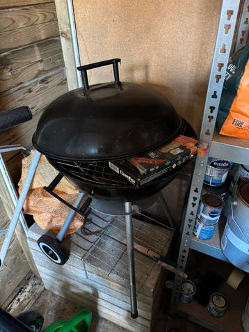 GRATIS af te halen - barbecue beschikbaar voor biedingen