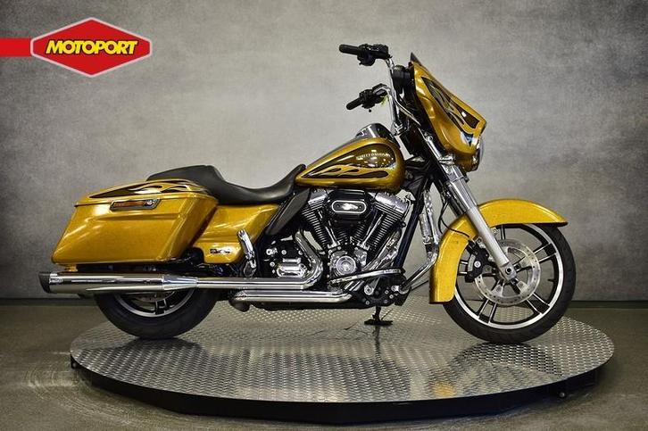 Harley-Davidson STREET GLIDE SPECIAL (bj 2016), Motoren, Motoren | Harley-Davidson, Bedrijf, Chopper