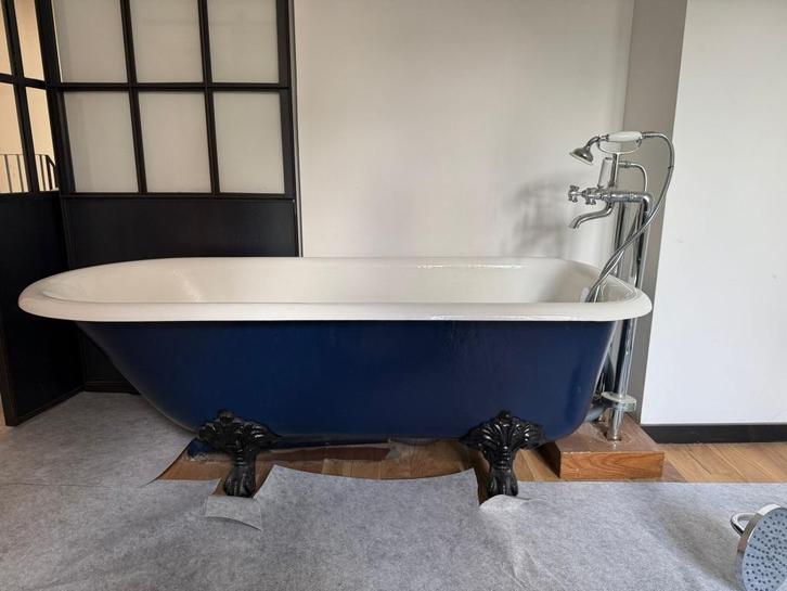 Elegant vrijstaand bad op klauwpoten, Doe-het-zelf en Verbouw, Sanitair, Zo goed als nieuw, Bad, Ophalen