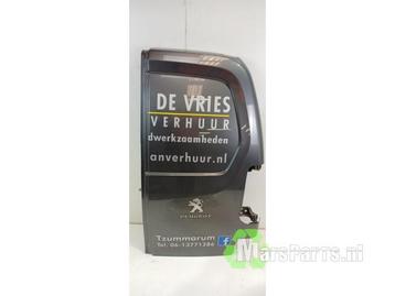 Achterdeur Bus-Bestelauto van een Peugeot Partner (EVL) beschikbaar voor biedingen