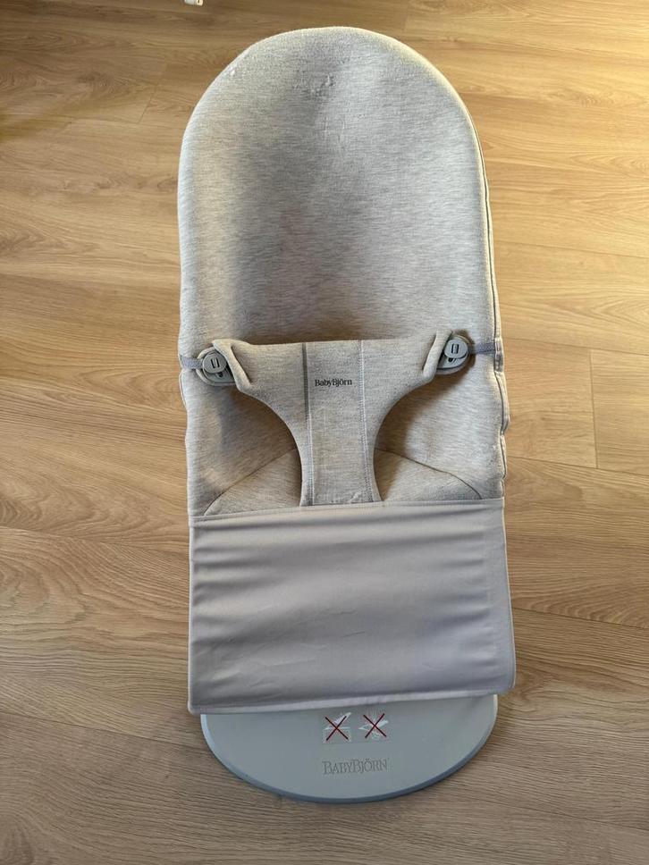 BabyBjörn Wipstoel Bliss, Kinderen en Baby's, Wipstoeltjes, Zo goed als nieuw, Wipstoel, Overige merken, Met gordel(s) of riempje(s)