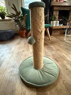 Designed by Lotte Yenna - Krabpaal 50 cm, Dieren en Toebehoren, Krabmeubelen, Ophalen, Gebruikt, Krabpaal