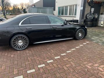 22 inch Mercedes velgen met Hankook banden 