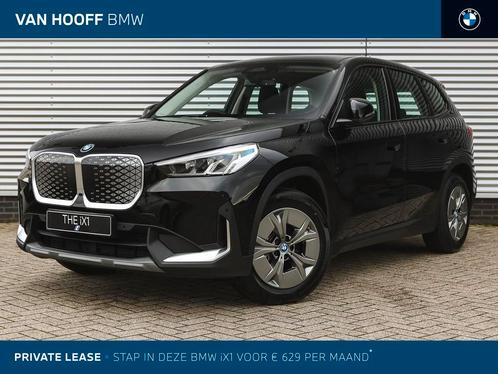 BMW iX1 eDrive20 / Trekhaak / Achteruitrijcamera / Stoelverw, Auto's, BMW, Bedrijf, Te koop, iX1, Achteruitrijcamera, Isofix, Parkeerassistent