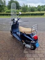 Zeer net onderhouden Vespa scooter, Fietsen en Brommers, Scooters | Vespa, Maximaal 25 km/u, Vespa LX, Benzine, Gebruikt