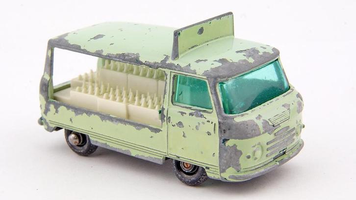 Beschrijving Commer Bottle Float van Lesney, Hobby en Vrije tijd, Modelauto's | Overige schalen, Gebruikt, Auto, Ophalen of Verzenden