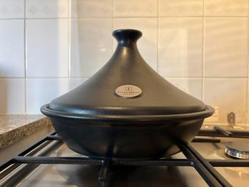 EMILE HENRI tajine 32 cm aardewerk zwart beschikbaar voor biedingen