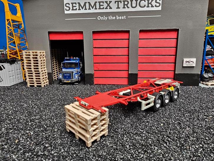 Wsi b keus 30foot tank chassis, Hobby en Vrije tijd, Modelauto's | 1:50, Zo goed als nieuw, Bus of Vrachtwagen, Wsi, Ophalen