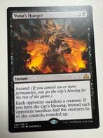 Vona's Hunger - Rivals of Ixalan, Hobby en Vrije tijd, Verzamelkaartspellen | Magic the Gathering, Ophalen of Verzenden, Zo goed als nieuw