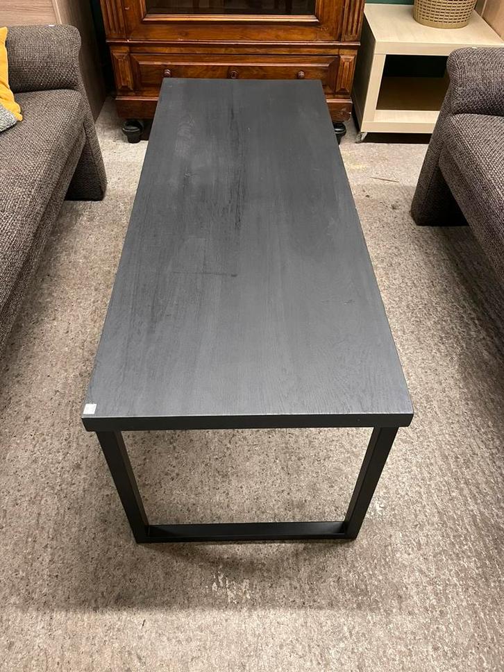 Nieuw! Robuuste eiken salontafel met metalen frame, Huis en Inrichting, Woonaccessoires | Overige, Ophalen