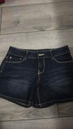 Korte jeans nieuw mt 158, Kleding | Dames, Spijkerbroeken en Jeans, Ophalen of Verzenden, Zo goed als nieuw, Blauw, W27 (confectie 34) of kleiner