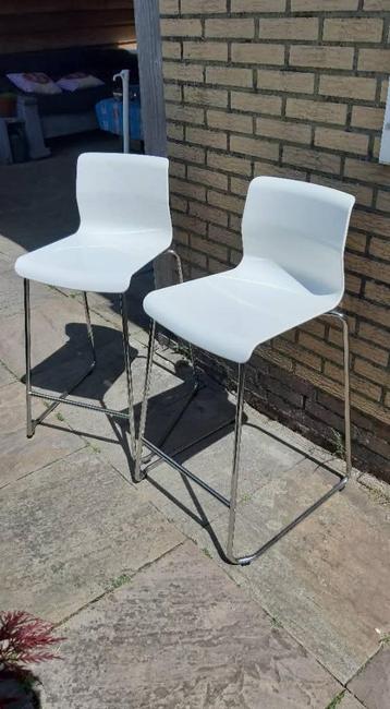 Barkrukken Z.G.A.N. beschikbaar voor biedingen