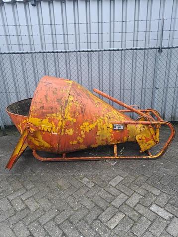 Kubel 750L beschikbaar voor biedingen