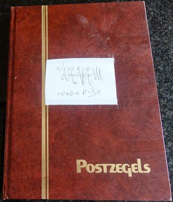 Insteekalbum postzegels Hongarije  2  beschikbaar voor biedingen