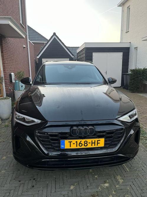 Audi Q8 e-tron 50 Quattro 95kWh 340pk 2023 Zwart, Auto's, Audi, Particulier, Q8 e-tron, 360° camera, 4x4, ABS, Achteruitrijcamera