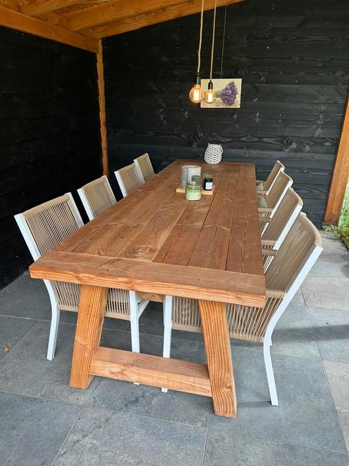 Handgemaakte massief houten tuintafel, Tuin en Terras, Tuinsets en Loungesets, Nieuw, Tuinset, Hout, 8 zitplaatsen, Eettafel, Ophalen