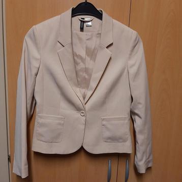 Beige H&M Divided Jasje - Maat 38 beschikbaar voor biedingen